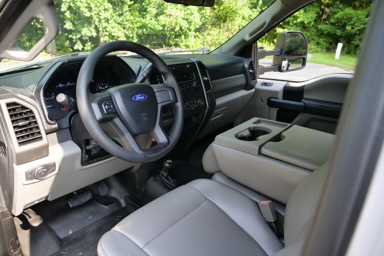 2019 Ford Super Duty F-350 XL 4X4 / DRW / HILLSBORO G1 STEEL FLAT BED! Lincolnton NC