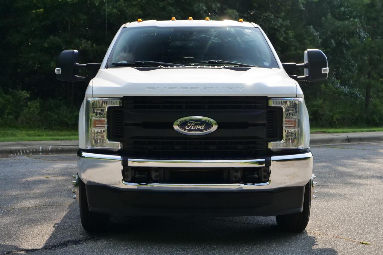 2019 Ford Super Duty F-350 XL 4X4 / DRW / HILLSBORO G1 STEEL FLAT BED! Lincolnton NC