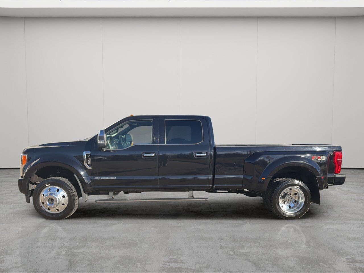 2019 Ford Super Duty F-450 DRW Platinum Sherwood Park AB