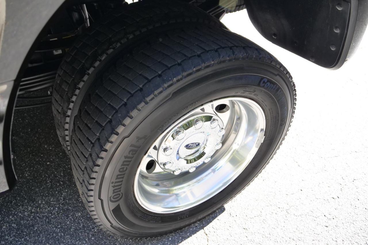 2019 Ford Super Duty F-450 Platinum 4X4 / DRW / Ultimate Package / 6.7L V8 Diesel Lincolnton NC