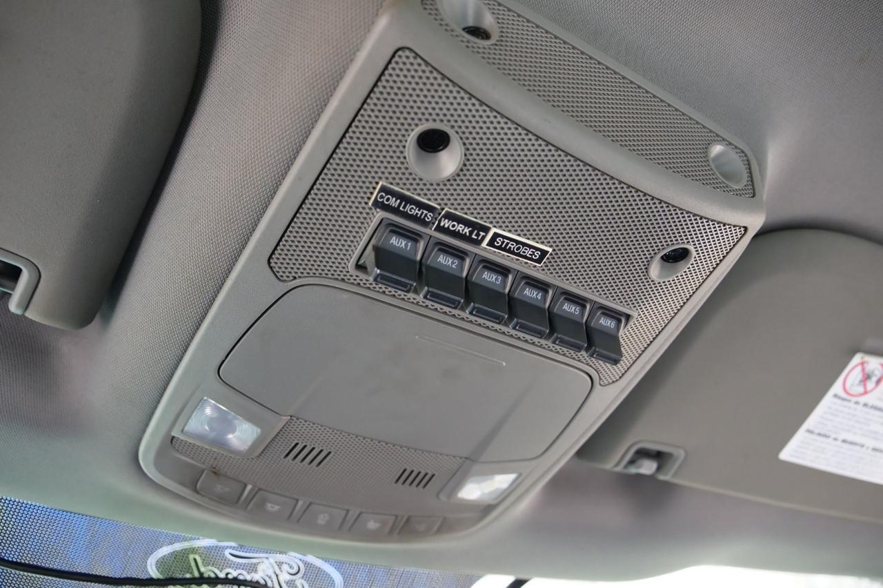 2019 Ford Super Duty F-450 XL 4X4 / DRW / READING Service Body / V10! Lincolnton NC