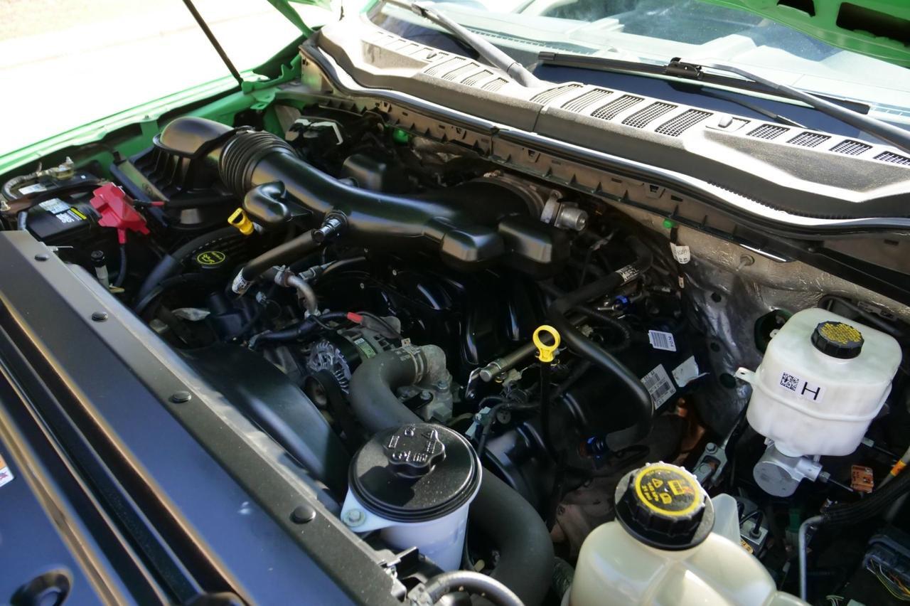 2019 Ford Super Duty F-450 XL 4X4 / DRW / READING Service Body / V10! Lincolnton NC