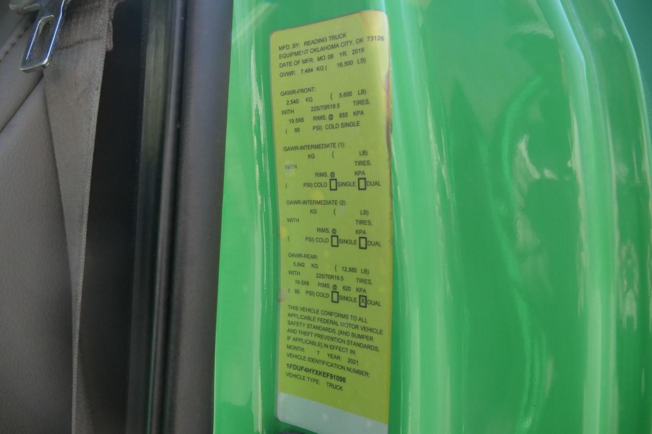 2019 Ford Super Duty F-450 XL 4X4 / DRW / READING Service Body / V10! Lincolnton NC