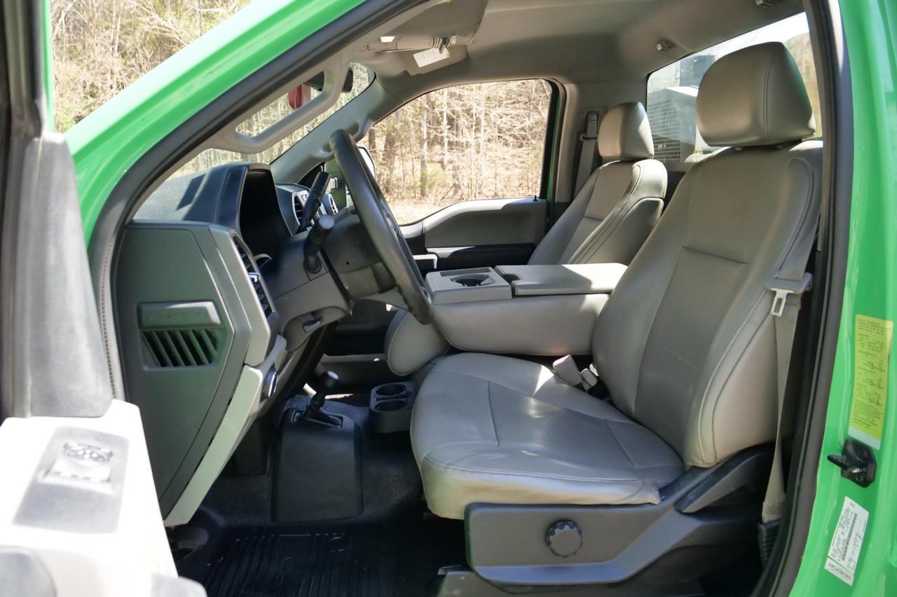 2019 Ford Super Duty F-450 XL 4X4 / DRW / READING Service Body / V10! Lincolnton NC