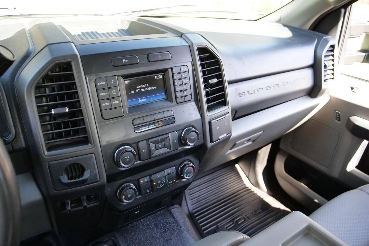 2019 Ford Super Duty F-450 XL 4X4 / DRW / READING Service Body / V10! Lincolnton NC