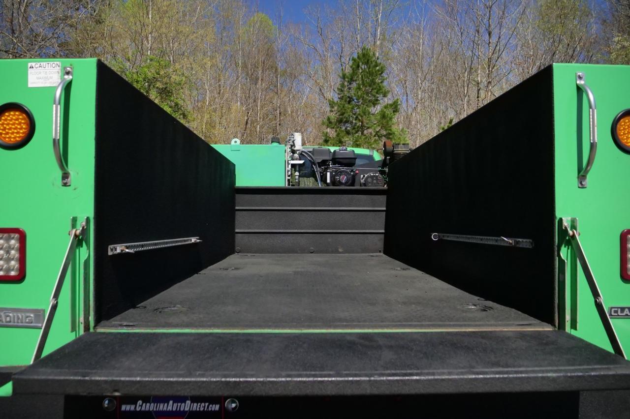 2019 Ford Super Duty F-450 XL 4X4 / DRW / READING Service Body / V10! Lincolnton NC