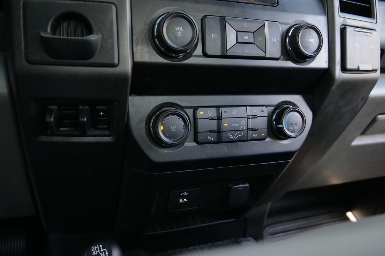 2019 Ford Super Duty F-450 XL 4X4 / DRW / READING Service Body / V10! Lincolnton NC