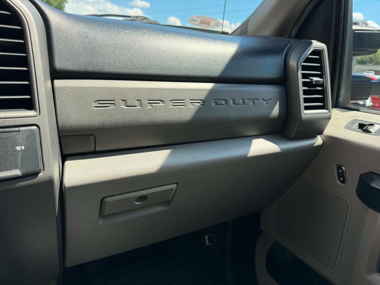 2019 Ford Super Duty F-550 DRW XL 4WD Crew Cab 203" WB 84" CA Jacksonville FL