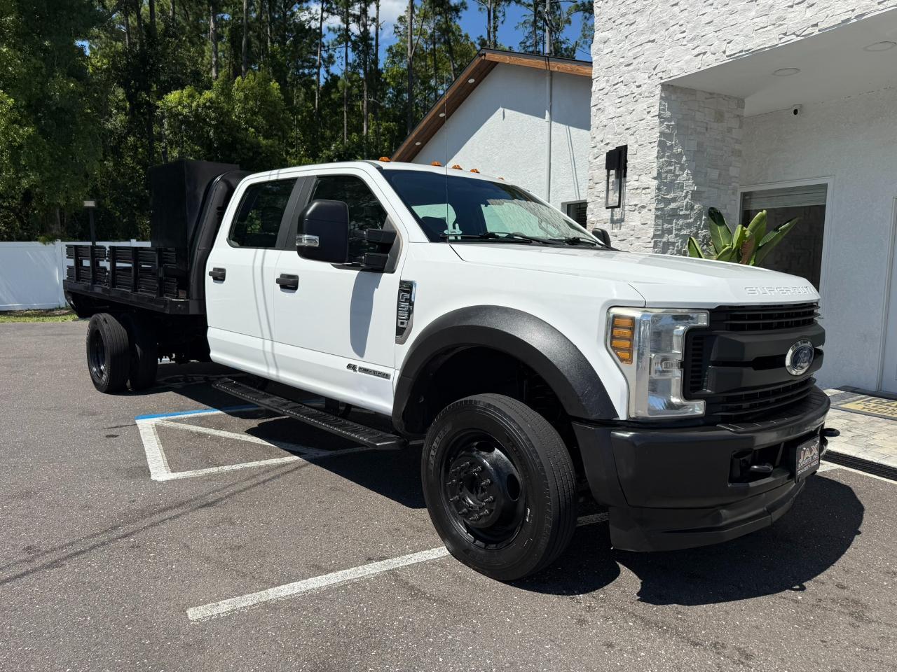 2019 Ford Super Duty F-550 DRW XL 4WD Crew Cab 203" WB 84" CA Jacksonville FL