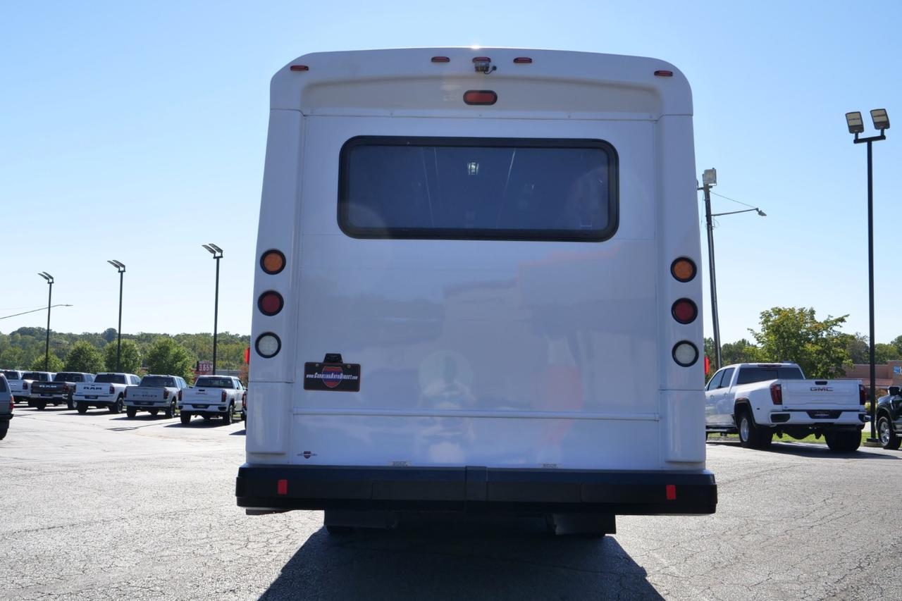 2019 Ford Super Duty F-550 XL / DRW / Glaval Entourage Handicap Shuttle Bus Lincolnton NC