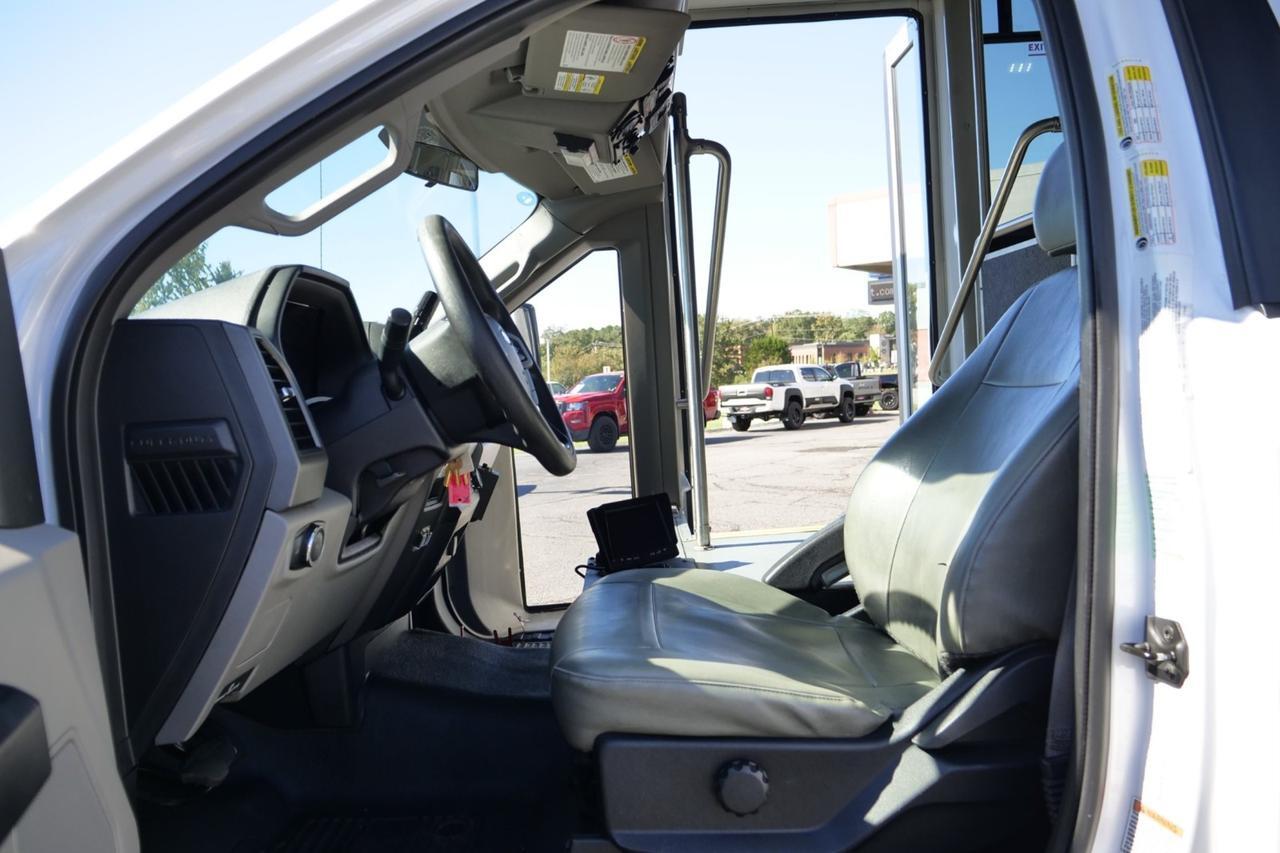 2019 Ford Super Duty F-550 XL / DRW / Glaval Entourage Handicap Shuttle Bus Lincolnton NC