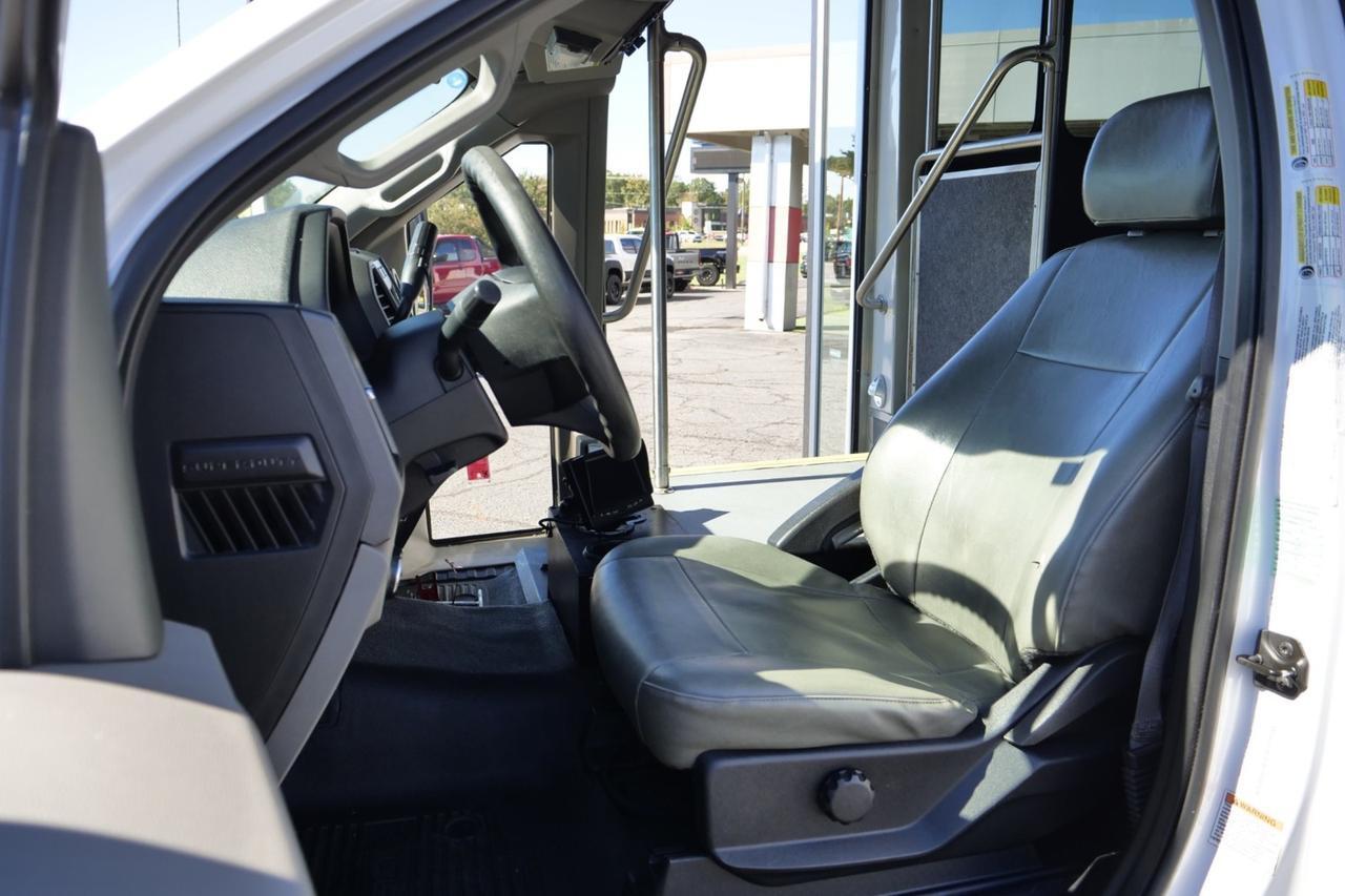 2019 Ford Super Duty F-550 XL / DRW / Glaval Entourage Handicap Shuttle Bus Lincolnton NC