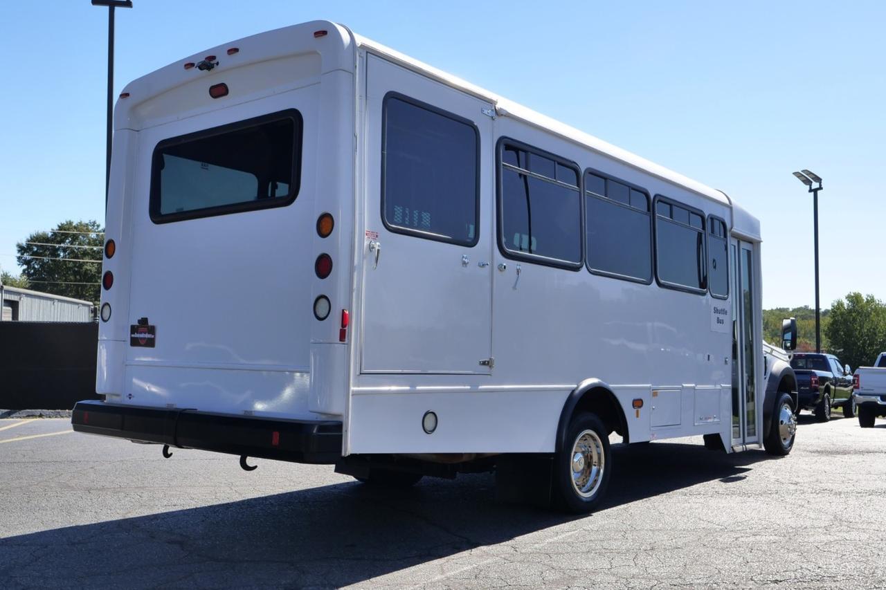 2019 Ford Super Duty F-550 XL / DRW / Glaval Entourage Handicap Shuttle Bus Lincolnton NC