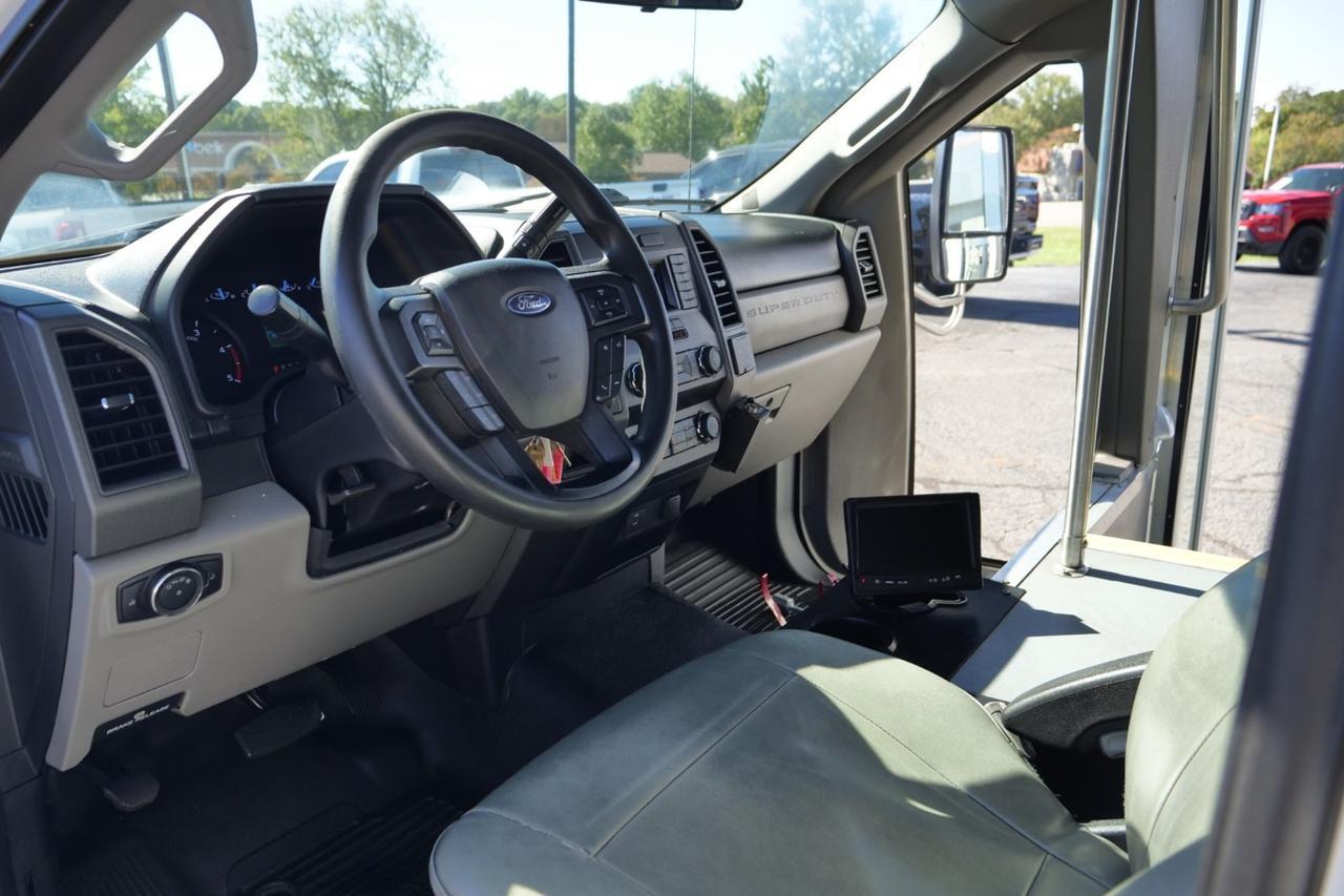 2019 Ford Super Duty F-550 XL / DRW / Glaval Entourage Handicap Shuttle Bus Lincolnton NC