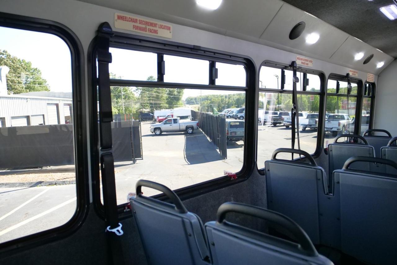 2019 Ford Super Duty F-550 XL / DRW / Glaval Entourage Handicap Shuttle Bus Lincolnton NC
