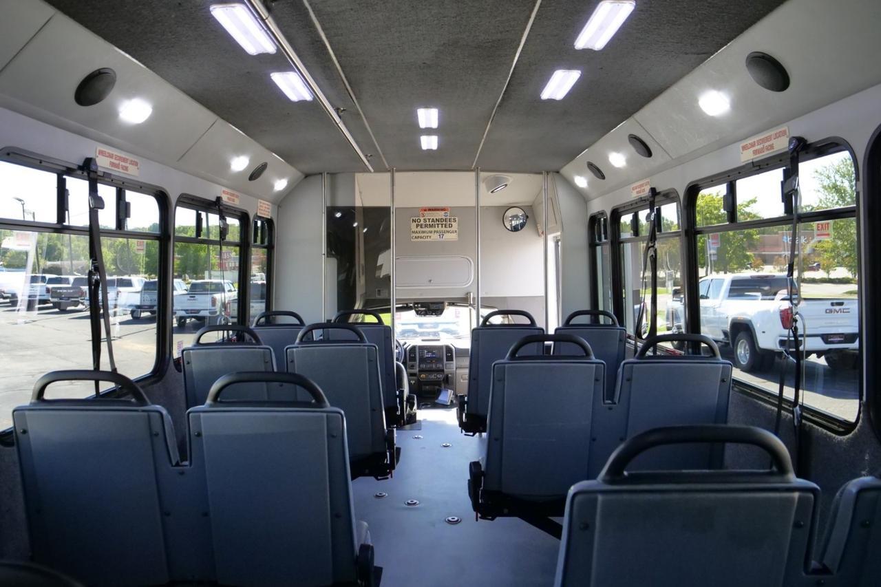 2019 Ford Super Duty F-550 XL / DRW / Glaval Entourage Handicap Shuttle Bus Lincolnton NC