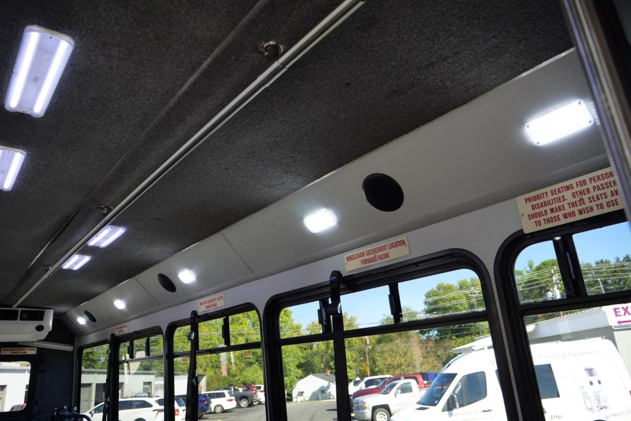 2019 Ford Super Duty F-550 XL / DRW / Glaval Entourage Handicap Shuttle Bus Lincolnton NC