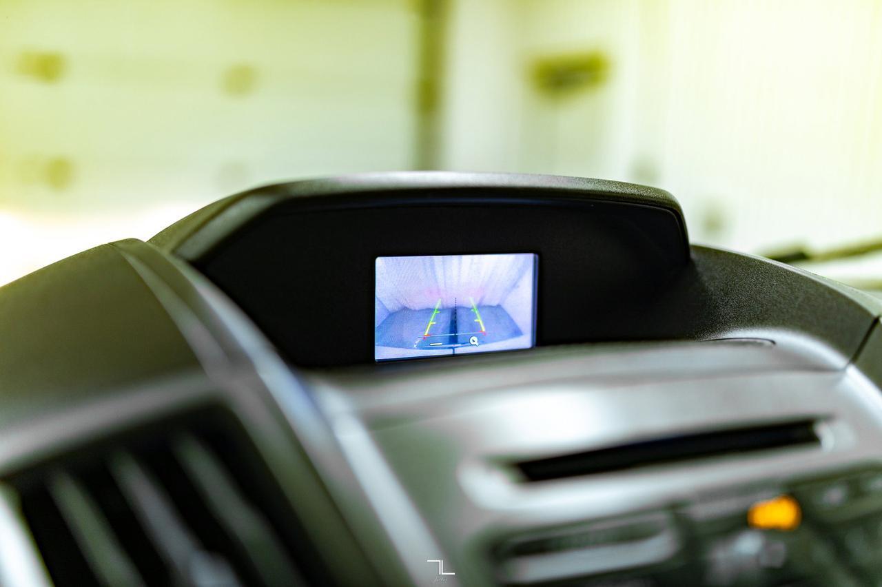 2019 Ford T-250 Medium Roof Cargo Van BCam Red Deer AB