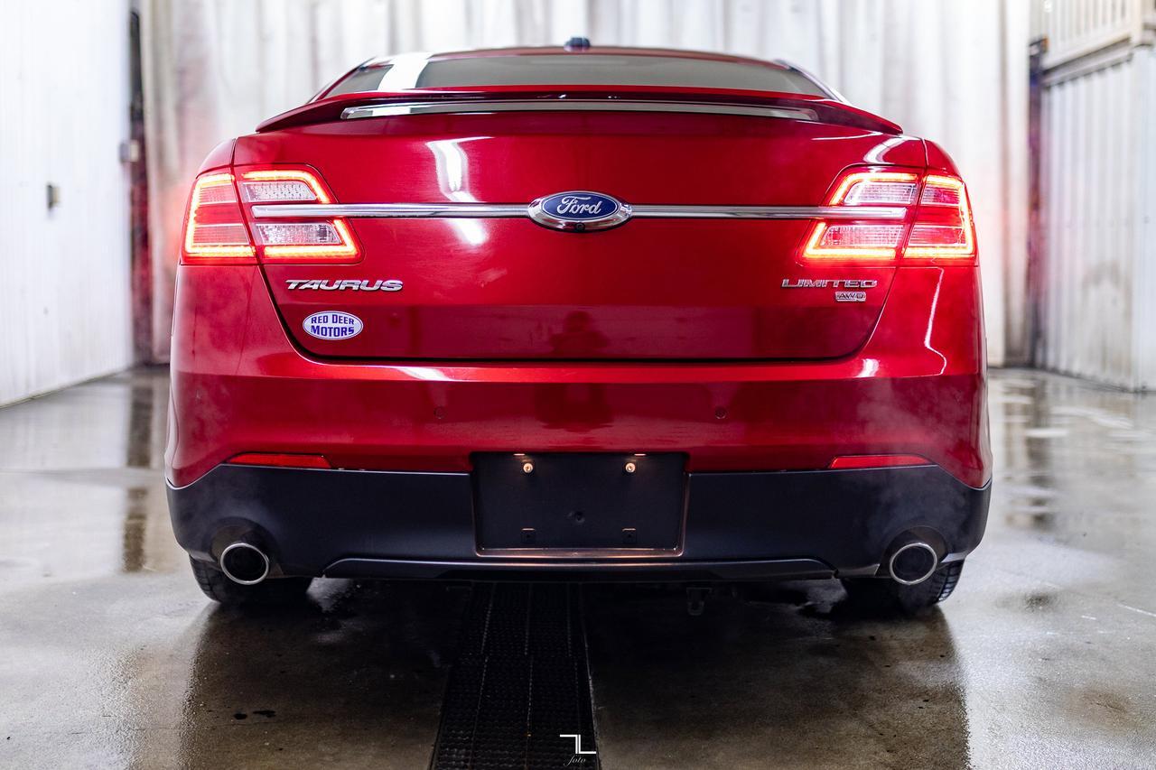 2019 Ford Taurus AWD Limited Leather Roof Nav BCam Red Deer AB
