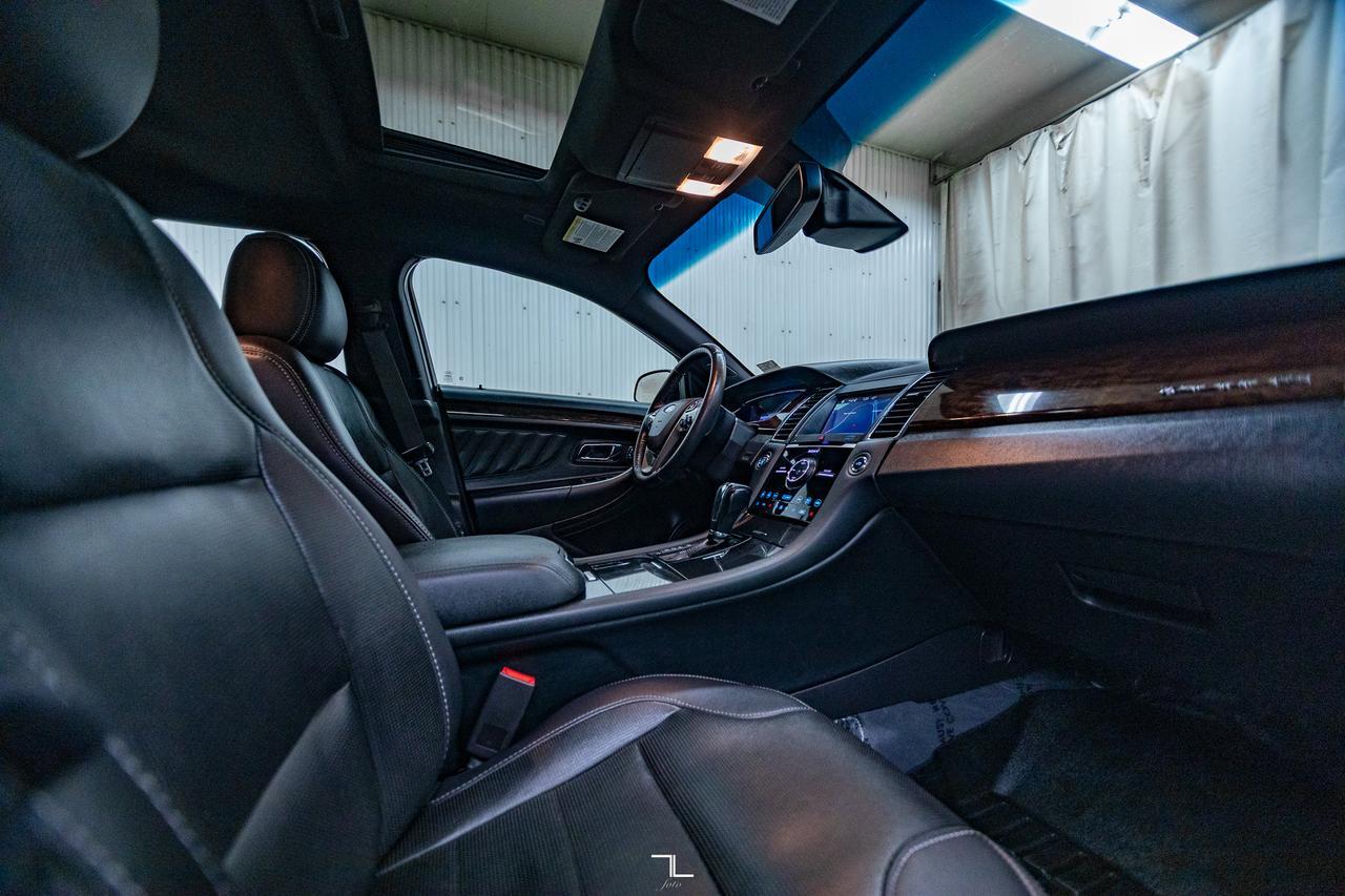 2019 Ford Taurus AWD Limited Leather Roof Nav BCam Red Deer AB