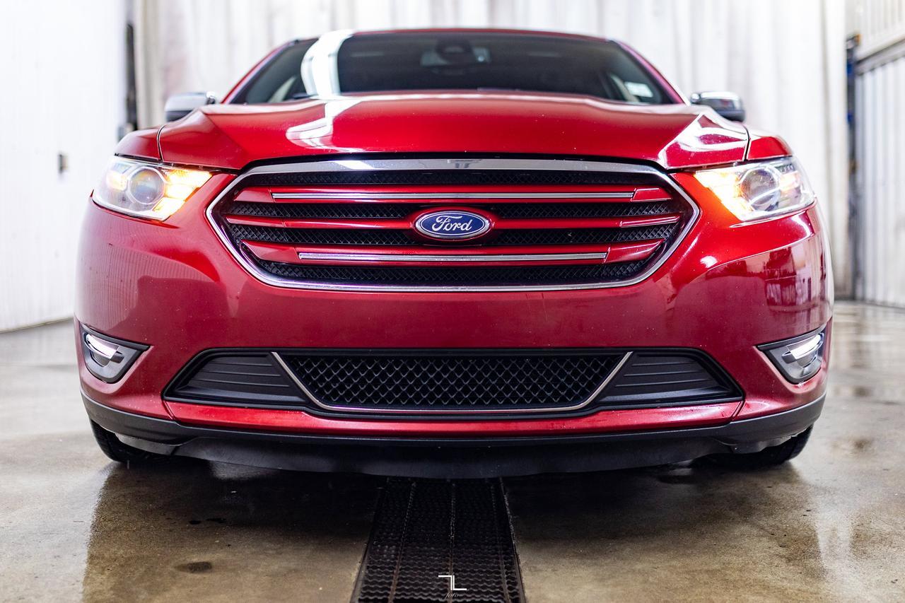 2019 Ford Taurus AWD Limited Leather Roof Nav BCam Red Deer AB
