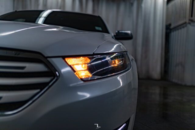 2019 Ford Taurus AWD Limited Leather Roof Nav Red Deer AB