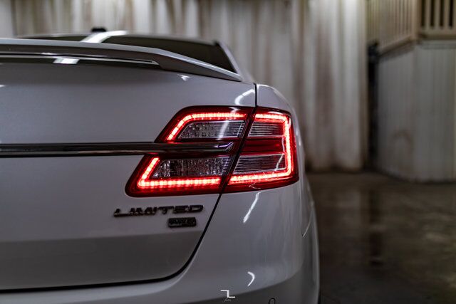 2019 Ford Taurus AWD Limited Leather Roof Nav Red Deer AB