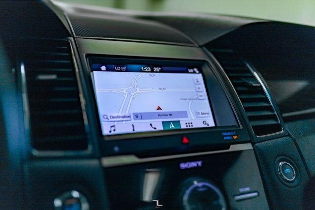 2019 Ford Taurus AWD Limited Leather Roof Nav Red Deer AB