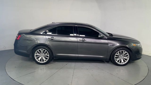 2019 Ford Taurus Limited