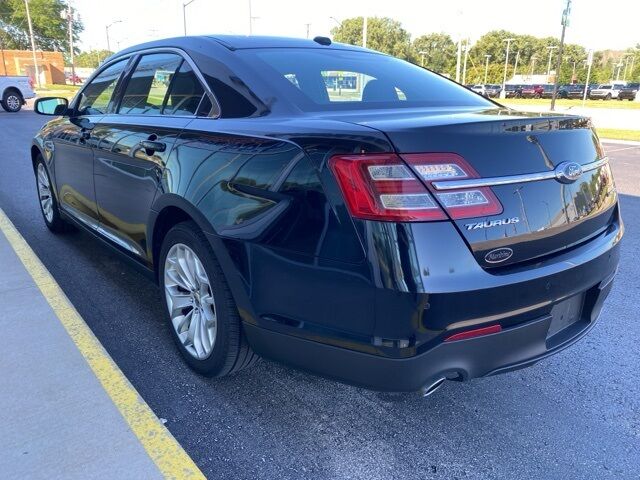 2019 Ford Taurus Limited Green Bay WI