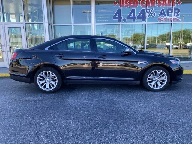 2019 Ford Taurus Limited Green Bay WI