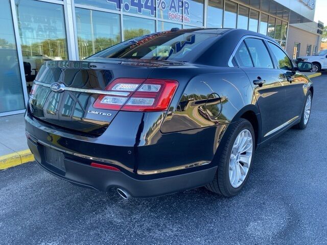 2019 Ford Taurus Limited Green Bay WI