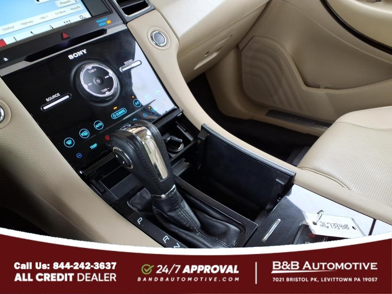 2019 Ford Taurus Limited Levittown PA