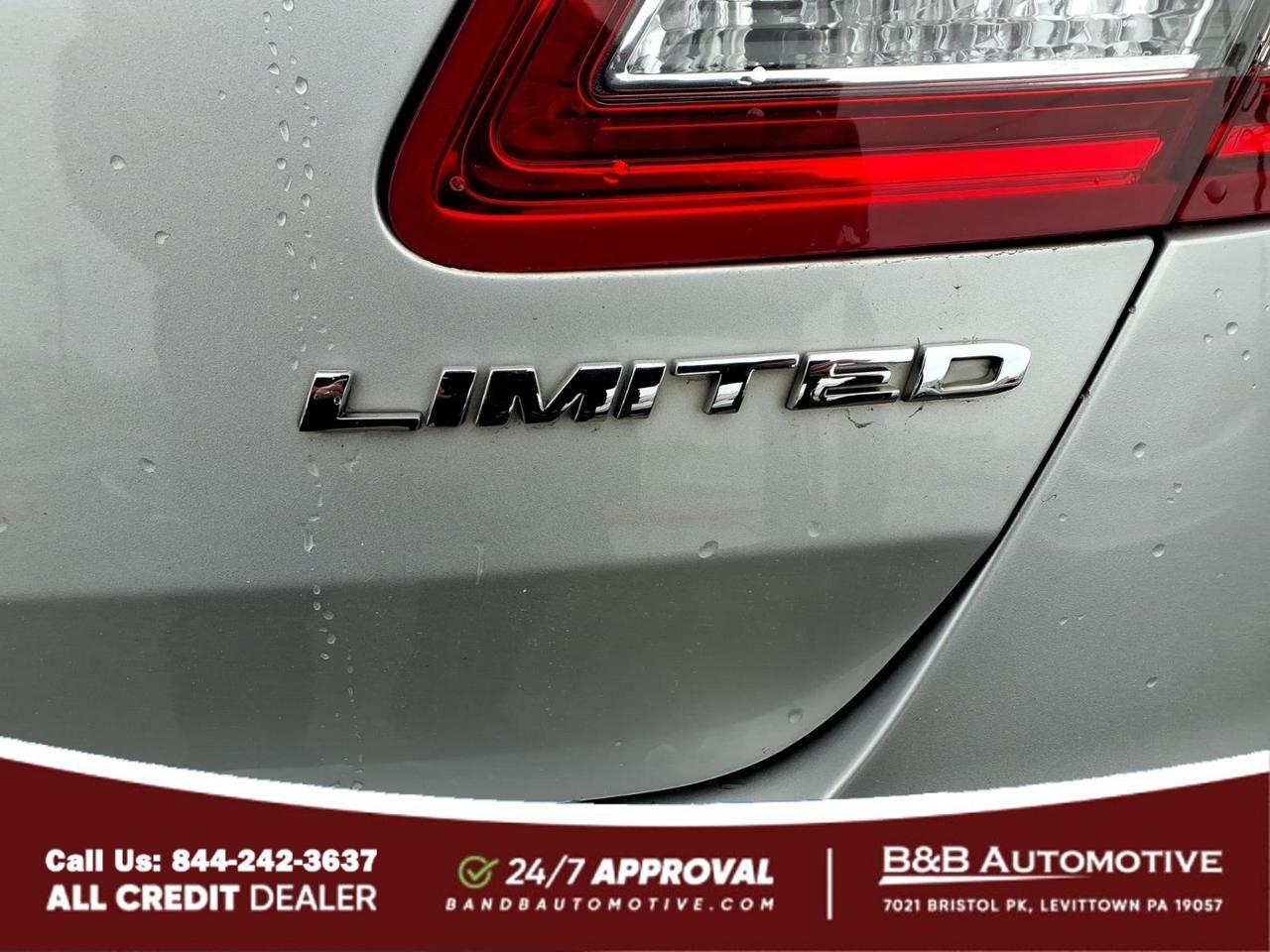 2019 Ford Taurus Limited Levittown PA