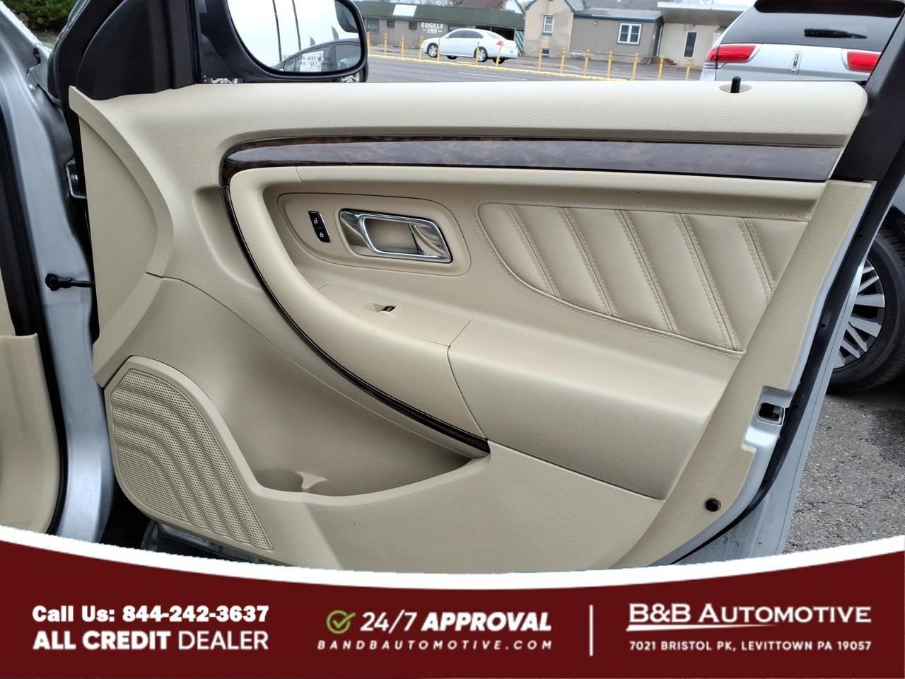 2019 Ford Taurus Limited Levittown PA