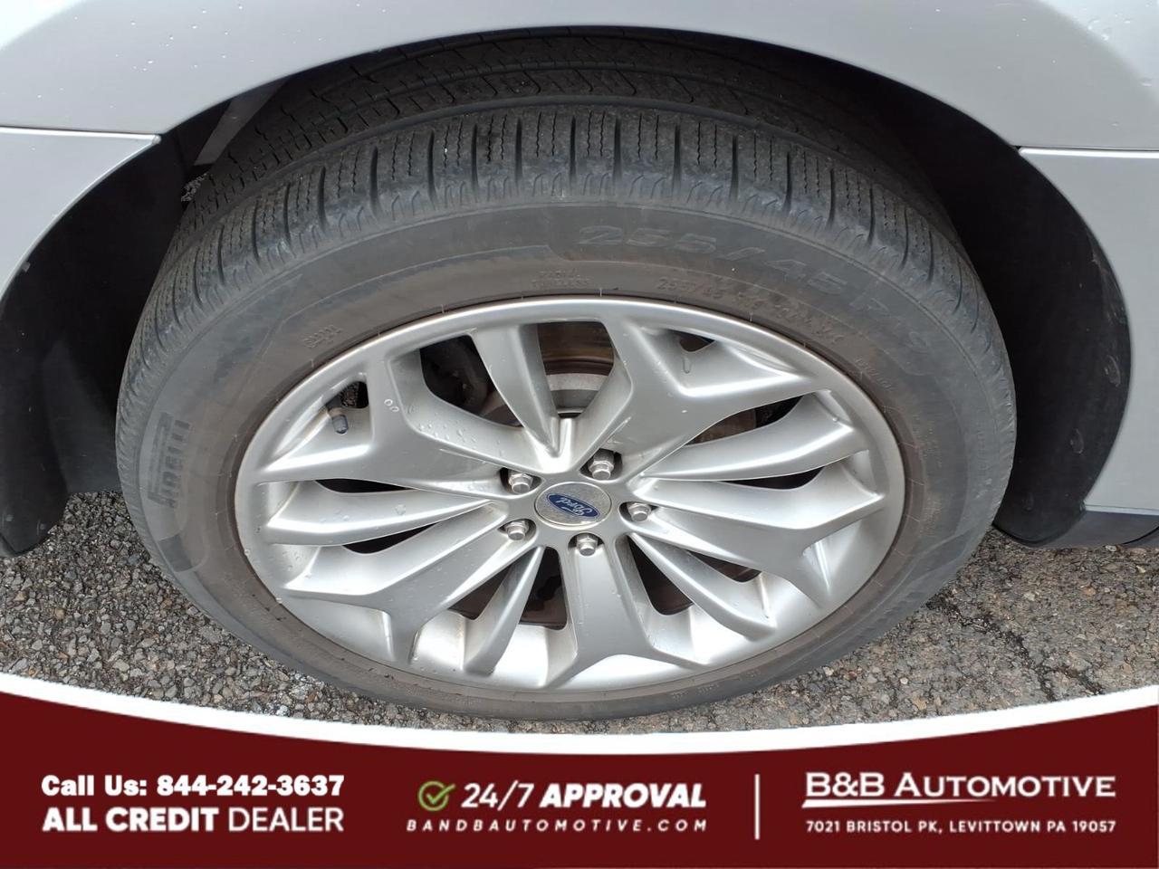 2019 Ford Taurus Limited Levittown PA