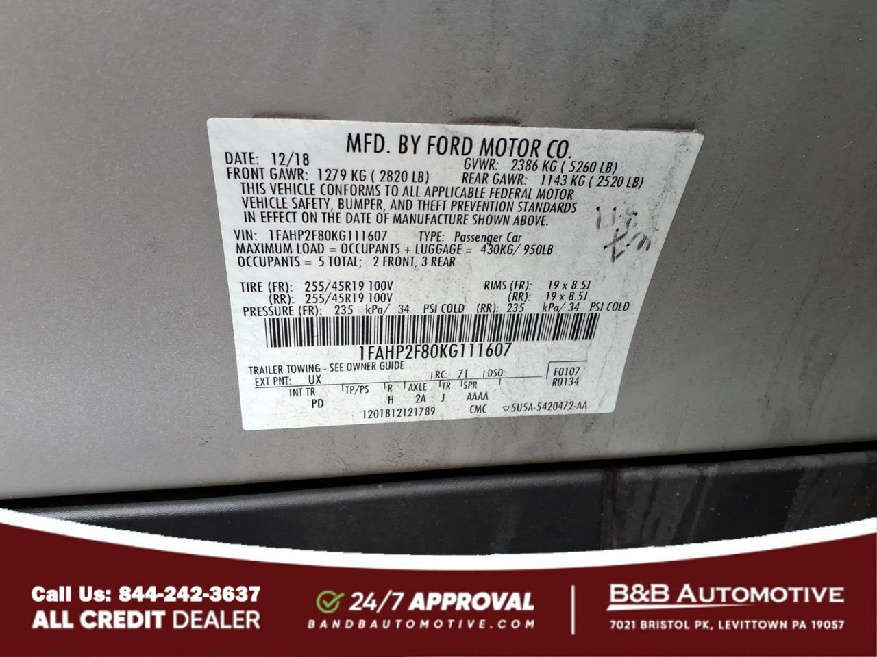 2019 Ford Taurus Limited Levittown PA