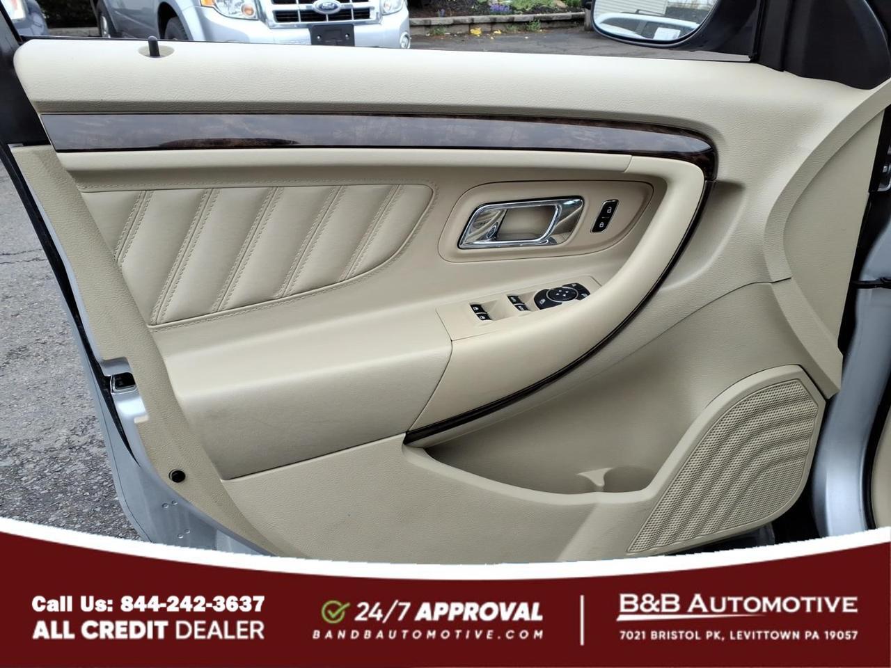 2019 Ford Taurus Limited Levittown PA