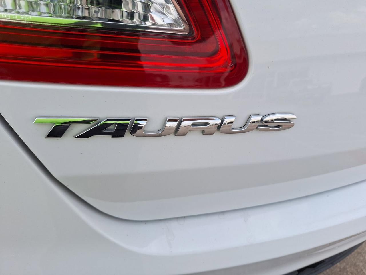 2019 Ford Taurus SE Hurst TX