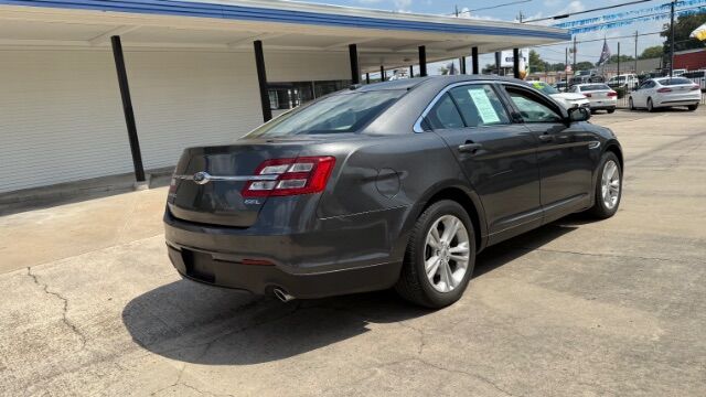 2019 Ford Taurus SEL