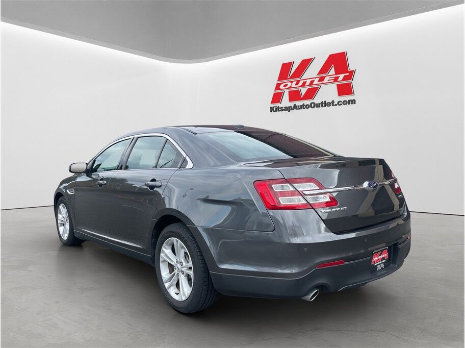 2019 Ford Taurus SEL Sedan 4D
