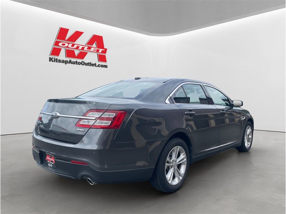 2019 Ford Taurus SEL Sedan 4D