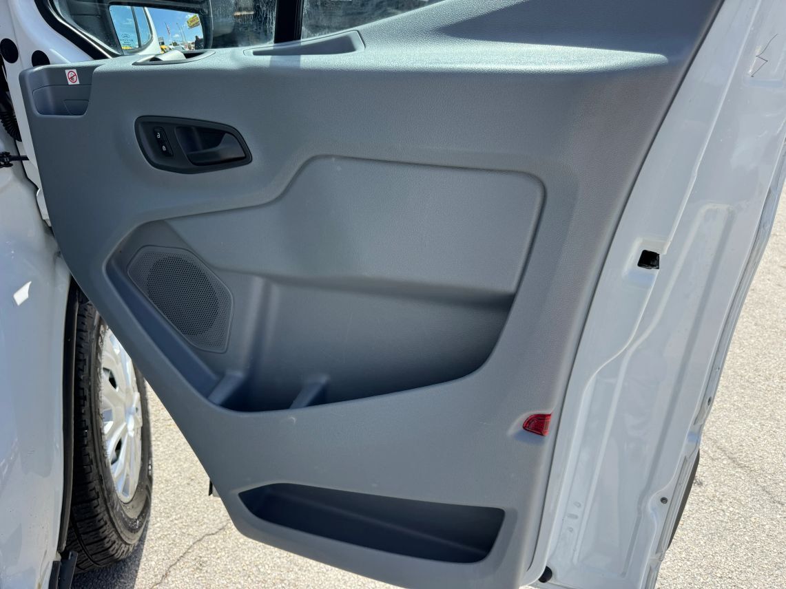 2019 Ford Transit 150 Van Medium Roof w/Sliding Side Door w/LWB Van 3D