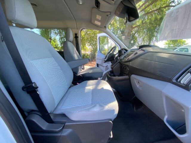 2019 Ford Transit-150 XLT w/RH Sliding Door Low Roof 129.9 WB Charlotte NC