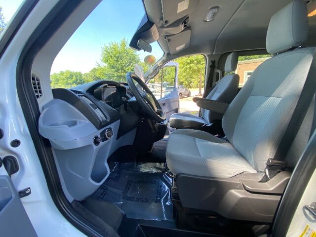 2019 Ford Transit-150 XLT w/RH Sliding Door Low Roof 129.9 WB Charlotte NC