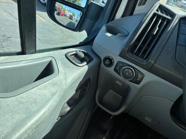 2019 Ford Transit-150 w/RH Sliding Door Medium Roof 147.6 WB Charlotte NC