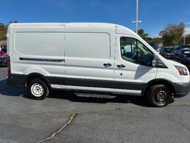 2019 Ford Transit-150 w/RH Sliding Door Medium Roof 147.6 WB Charlotte NC