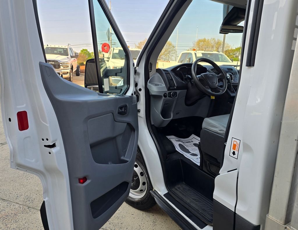 2019 Ford Transit Chassis Cab Base - Photo 22