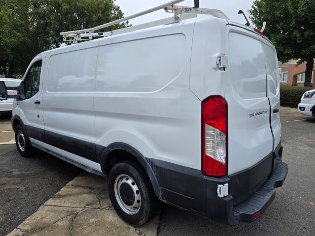 2019 Ford Transit-250 w/RH Sliding Door Low Roof 129.9 WB