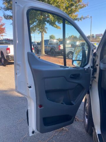 2019 Ford Transit-250 w/RH Sliding Door Low Roof 147.6  WB Charlotte NC